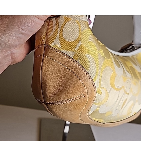 Coach 2004 Optic C Small Hobo Bag Yellow/White Signature Tan Leather Tri… - Picture 11 of 15